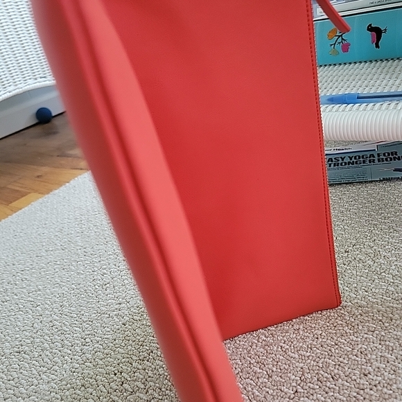 Everlane Red Foldover Clutch - Picture 6 of 11